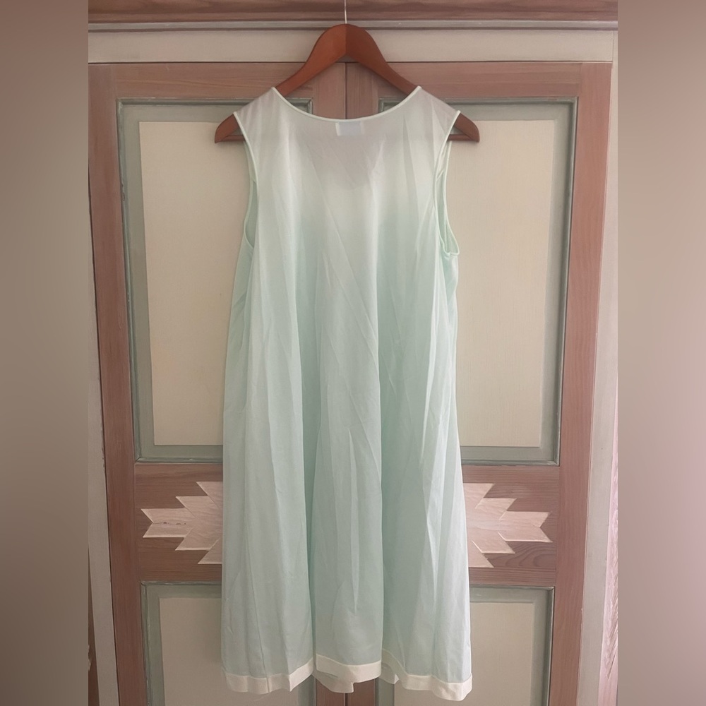 Lorraine | Vintage nightgown matching robe. Nylon. Size Large. Mint. USA. Rare - Picture 5 of 14